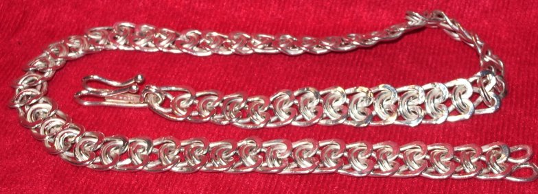 Side weave chain